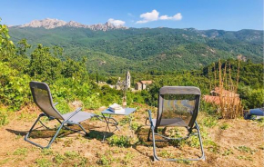 Gorgeous Home In Gualdariccio With Kitchen